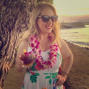 Meet your Posher, Elizabeth